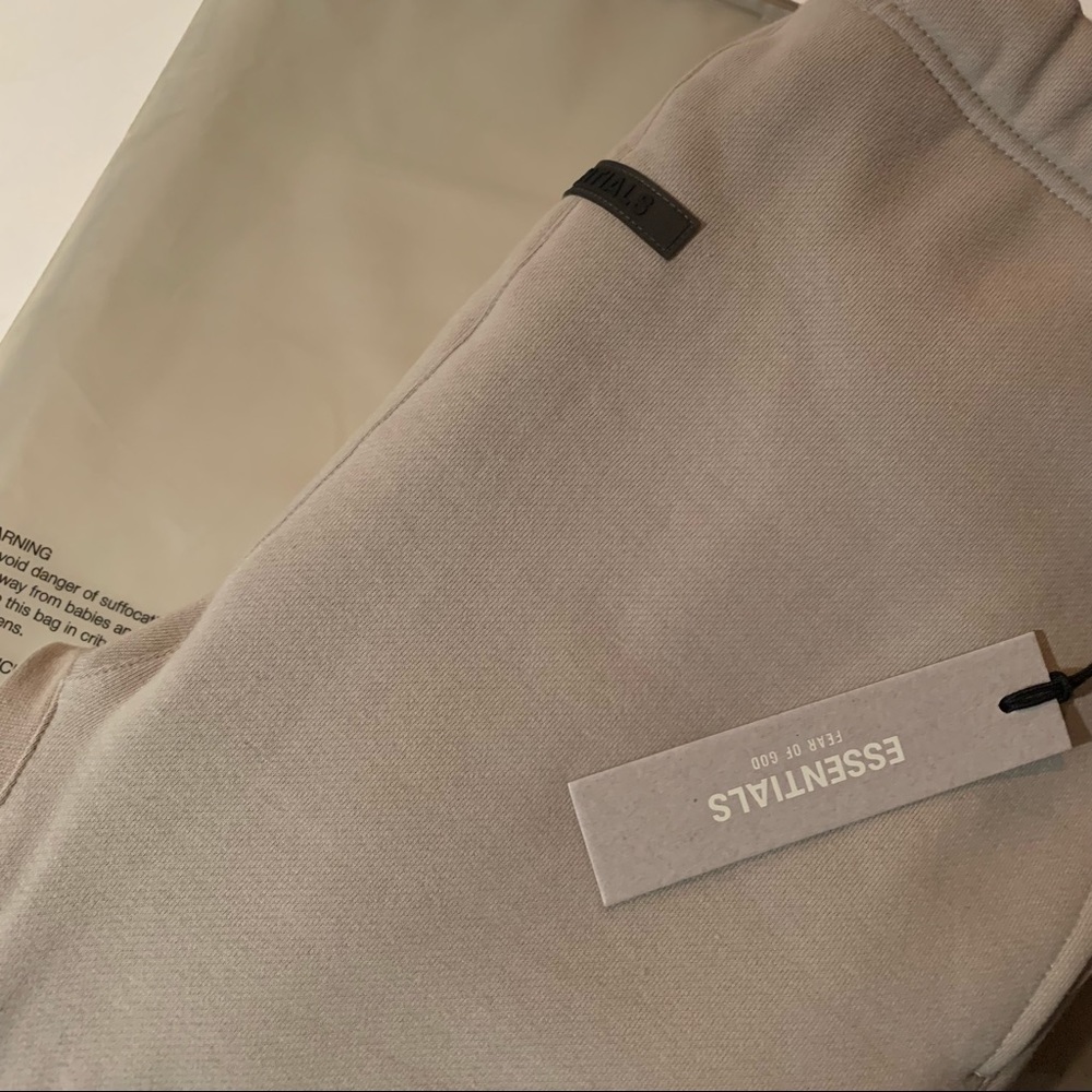 Fear of God Sweatpants Tan - Picture 2 of 5